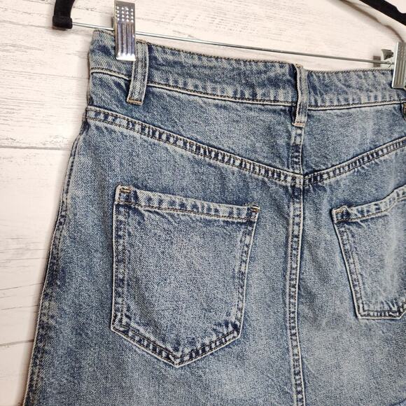 We The Free Size 26 Distressed Denim Mini Skirt - Picture 6 of 9